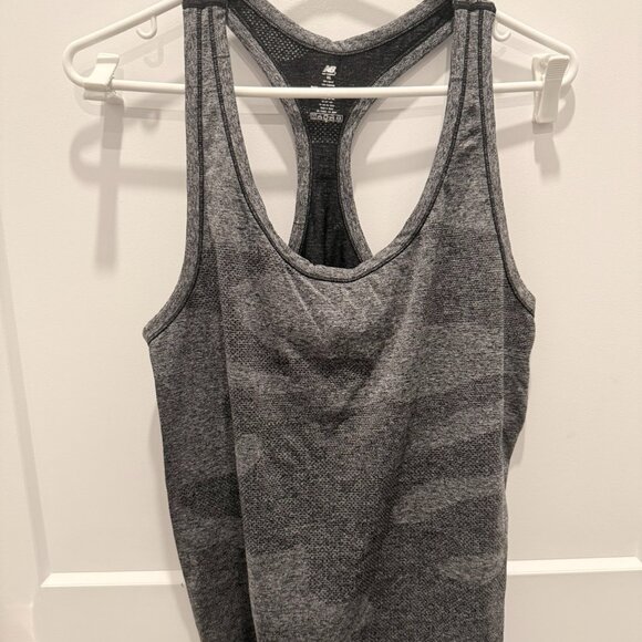 New Balance | Athletic tank | Grey | Size XL - Picture 1 of 3